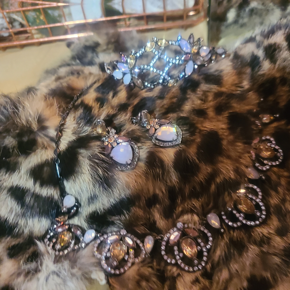 Elegant Crystal Jewelry Set